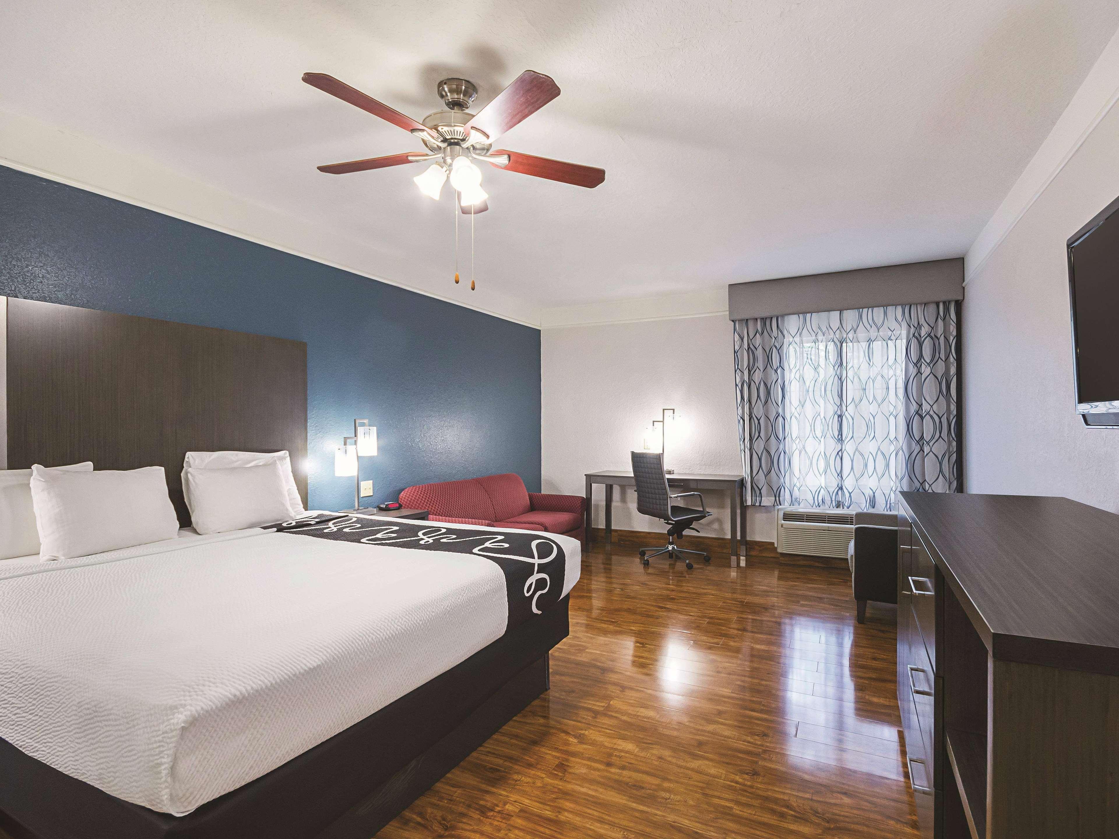 La Quinta Inn & Suite Kingwood Houston Iah Airport 53200 Esterno foto