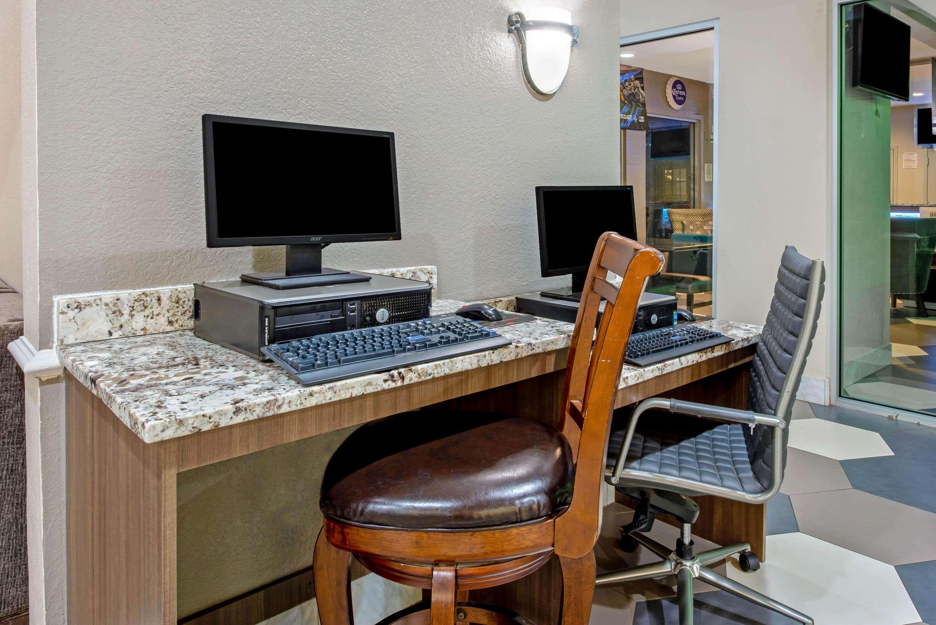 La Quinta Inn & Suite Kingwood Houston Iah Airport 53200 Esterno foto